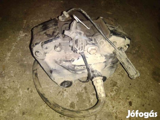 Mercedes ML 400 Jobb Hátsó Féknyereg