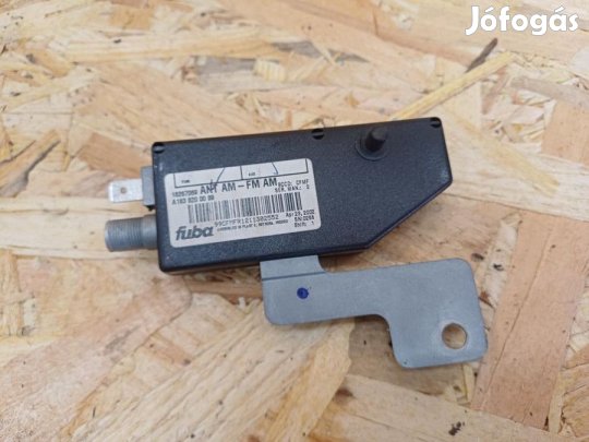 Mercedes ML W163 (1998-2005) Antenna Erősítő