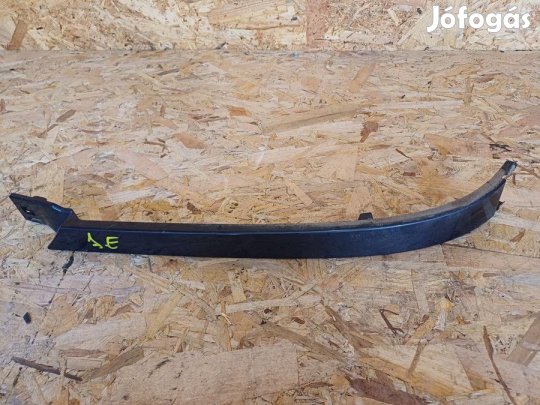 Mercedes ML W163 (1998-2005) Jobb Első Lámpa Alatti Díszléc