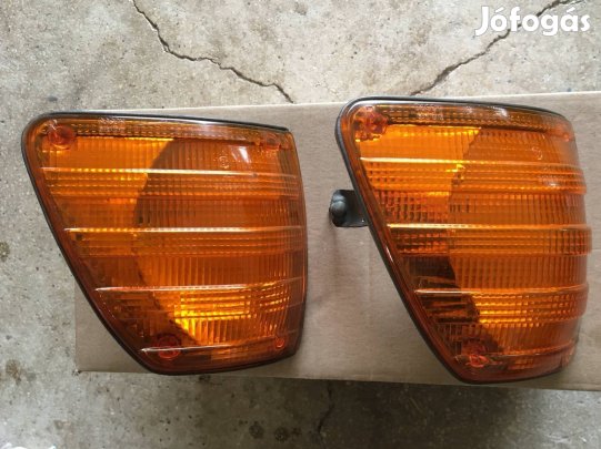 Mercedes Mercedes-Benz W116 gyári irányjelző index lámpa Bosch