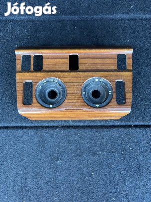 Mercedes Mercedes-Benz W124 gyári fabetét fent 4 nyílásos