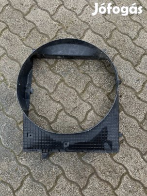 Mercedes Mercedes-Benz W124 gyári hűtőkeret hatásfok növelő