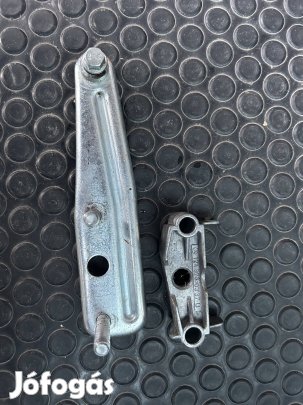 Mercedes Mercedes-Benz W124 gyári kartámasz könyöklő szerkezet konzol