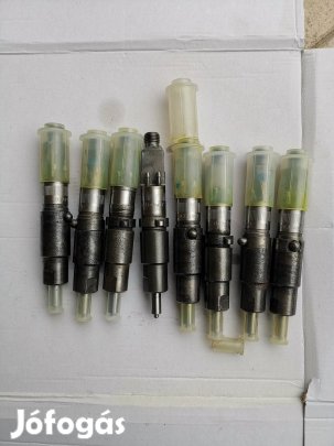 Mercedes OM 422 A/LA 1633-1933 motorhoz porlasztók 