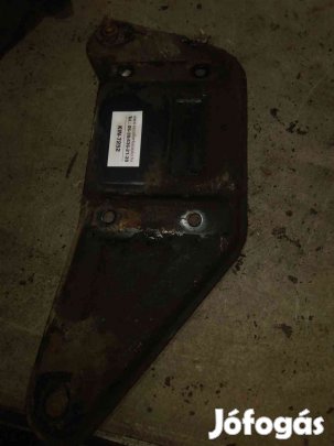 Mercedes Sprinter 903 95-06 Bal Első Laprugó Tartó