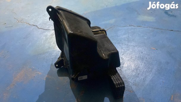 Mercedes Sprinter W907-910 ADBLUE TARTÁLY SZIVATTYÚVAL A9104702401