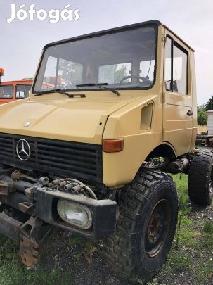 Mercedes Unimog U1000