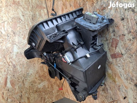 Mercedes Vaneo W414 (2001-2005)  Fűtés Box