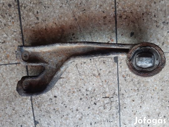 Mercedes Vito 639 Differenciálmű Tartó Konzol