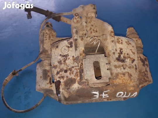 Mercedes Vito Jobb Első Féknyereg