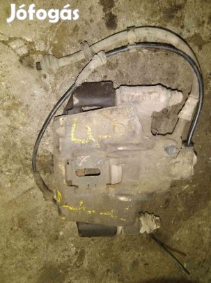 Mercedes Vito Jobb Első Féknyereg