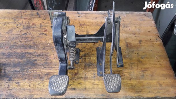 Mercedes Vito Pedálsor: Kuplung + Fék