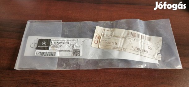Mercedes Vito / V-osztály (W447) jobb első sárvédő szigetelő -