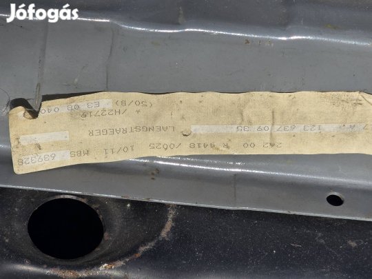 Mercedes W123 gyári küszöb szettben 