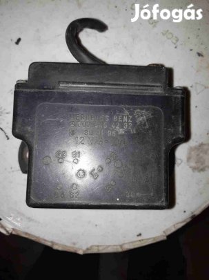Mercedes W124 Izzítórelé