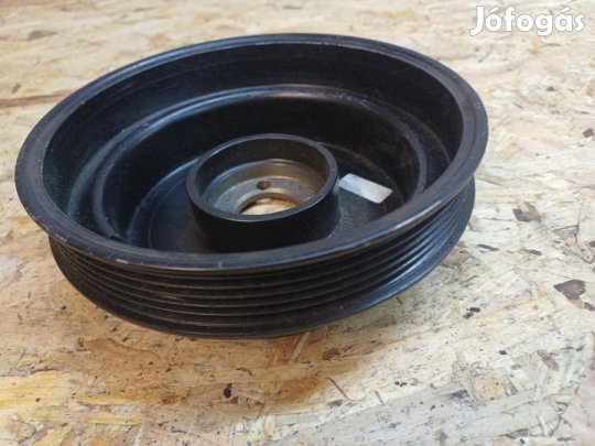 Mercedes W124 (1988-1996) 2.3 Benzines Vízpumpa Szíjtárcsa