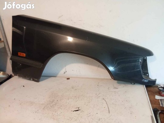 Mercedes W124 jobb első sárvédő