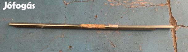 Mercedes W166 jobb első ablak tömítés A1667250265 eladó