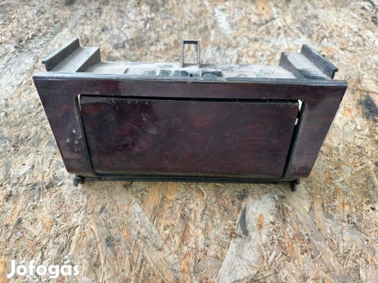 Mercedes W202 hamuzó 