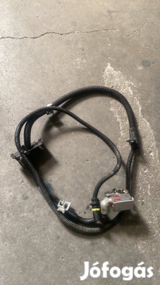 Mercedes W204 akkumulátor kábel A2044402413 eladó