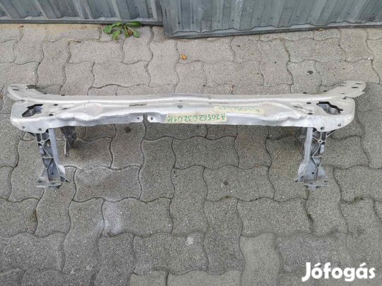 Mercedes W205 homlokfal felső része A2056203201 eladó