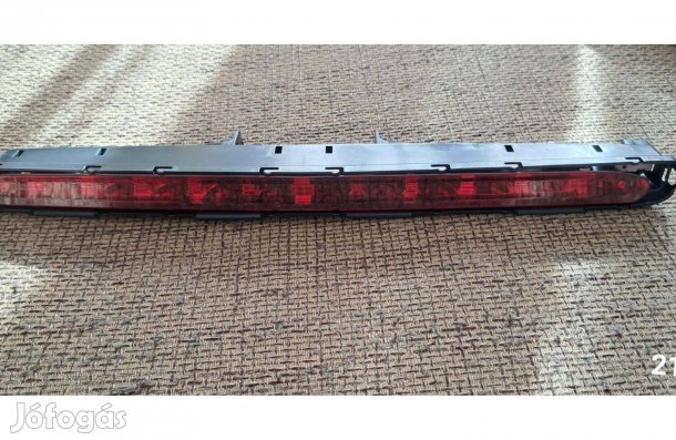 Mercedes W211 E sedan pótféklámpa Új