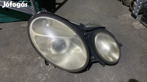 Mercedes W211 jobb fényszóró A2118201661 eladó