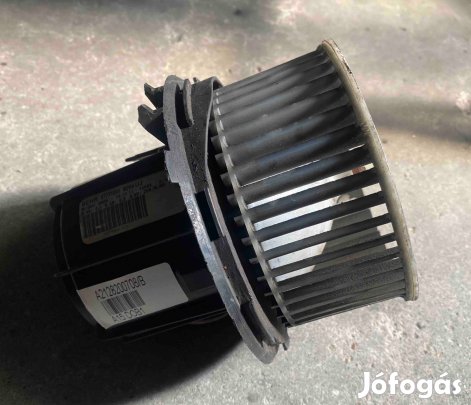 Mercedes W212 fűtőmotor A2128200708 eladó