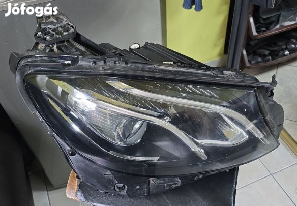 Mercedes W213 jobb fényszóró LED A2139066601 eladó