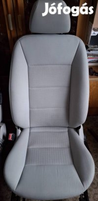 Mercedes W245 B-osztály szürke ülés 