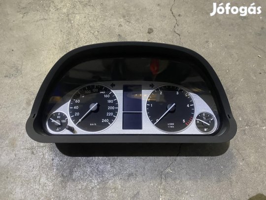 Mercedes W245 KM ÓRA A1694401011 eladó