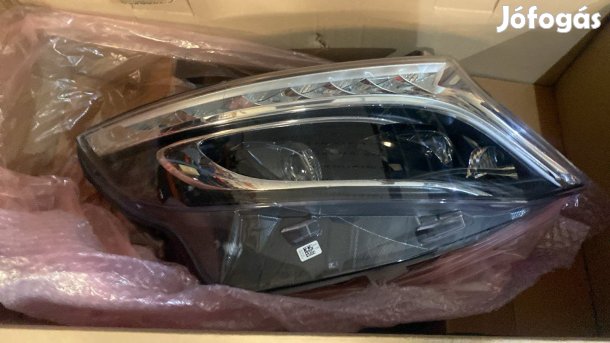 Mercedes W447 jobb fényszóró LED ILS A4479061901 eladó