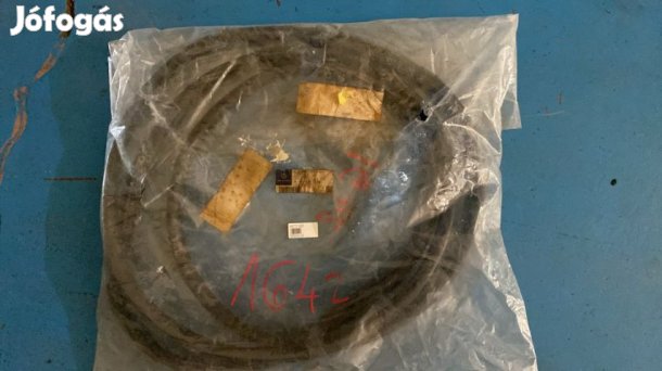 Mercedes ajtótömítés A4477311400 eladó