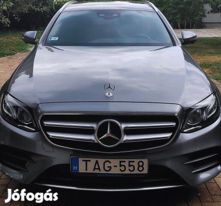 Mercedes-benz E 350 kevés km-el
