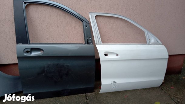 Mercedes jobb első ajtók
