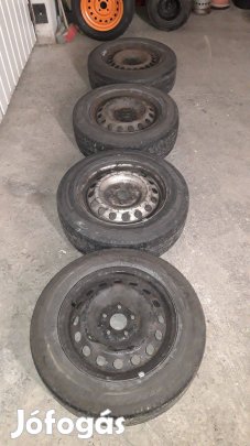 Mercedes lemezfelni 205/65 R16 C nyári gumival