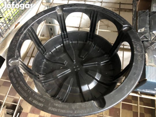 Mercedes pótkerék rögzítő