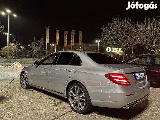 Mercedesz E 400