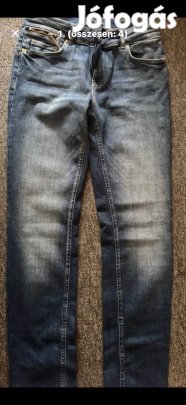 Méret probléma miatt első női farmer