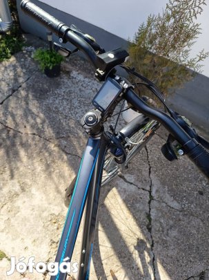 Merida 28-as férfi trekking / cross kerékpár nagyon szép állapotban