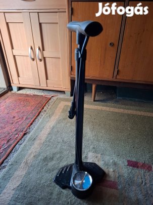 Merida biciklipumpa jelképes áron eladó, javítandó!