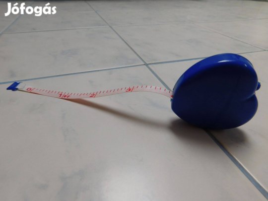 Mérőszalag 1,5 méter, automata visszacsévélés, kulcstartóra fűzhető 1