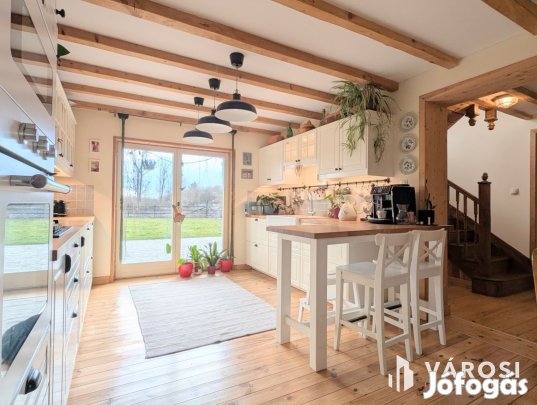 Mesebeli birtokon mesebeli ház!