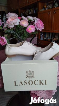 Meseszép Lasocki félcipő, elegáns