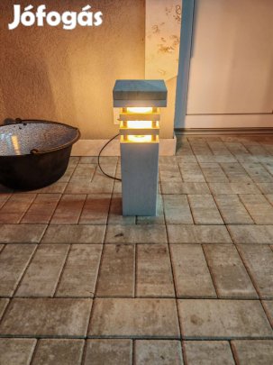 Mészkő kerti lampa