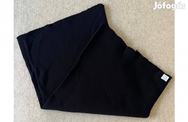 Méteráru - textil (körkötött, kötött) fekete csomag