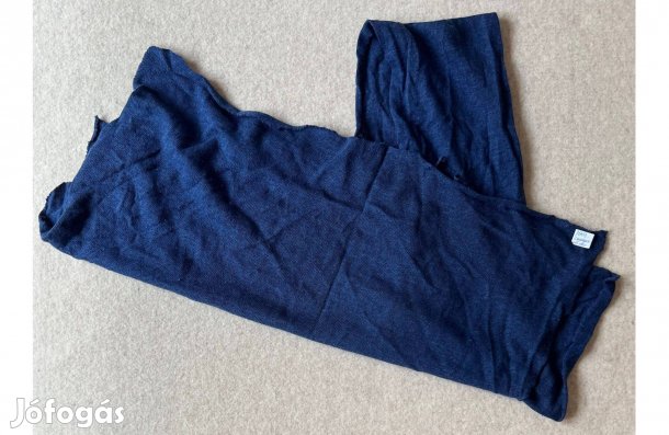 Méteráru, textil (kötött jellegű pamut) sötétkék