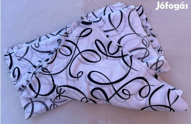 Méteráru, textil (nem tudom) fehér, sötétkék