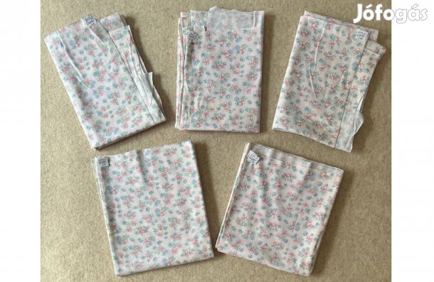 Méteráru, textil (pamut, póló) rózsaszín, kék virág