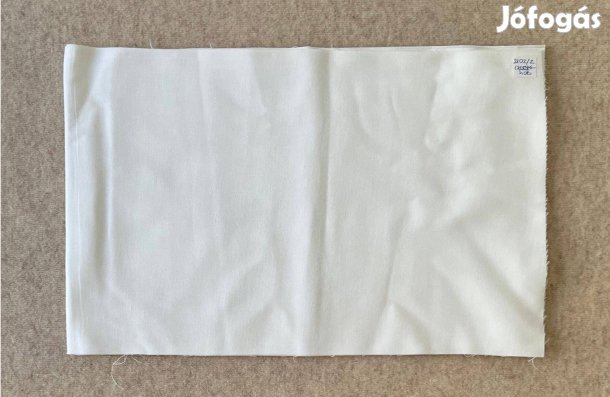 Méteráru, textil (szövet - nem tudom) fehér